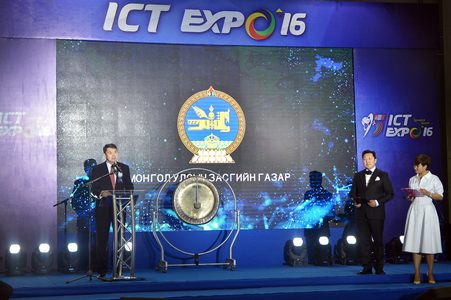 “ICT EXPO-2016” үзэсгэлэнг нээж цан цохилоо