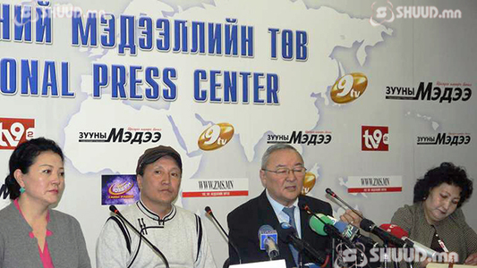 Банкны зээлийн хүүг бууруулахыг шаардав