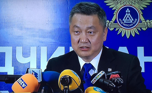 “Шар бугуйвчтай хүмүүст 3 саналын хуудас өгсөн байна” 