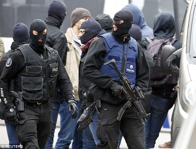 Брюссельд халдлага үйлдэнэ хэмээн заналхийлжээ