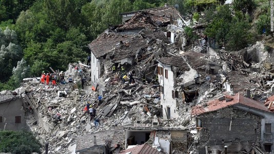 Аматриче хотын бүх барилга нуржээ