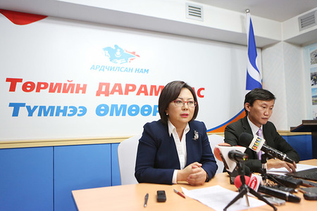 Хүүхдийн мөнгийг ялгавартай олгох нь Үндсэн хууль зөрчиж байна