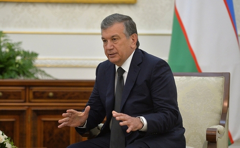Шавкат Мирзиёев түр ерөнхийлөгч боллоо