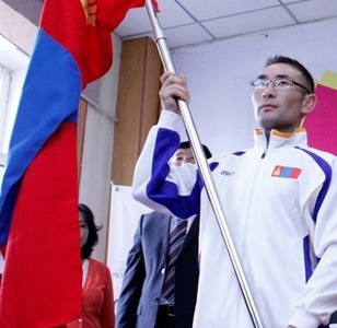 А.Мөнхбат жингийн илүүдлээр хасагдлаа