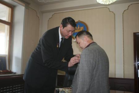 Ц.Батнасанг төрийн одонгоор шагналаа
