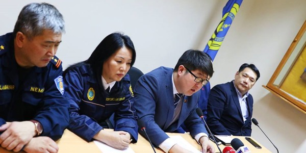 Таван хүн хордож, нас баржээ