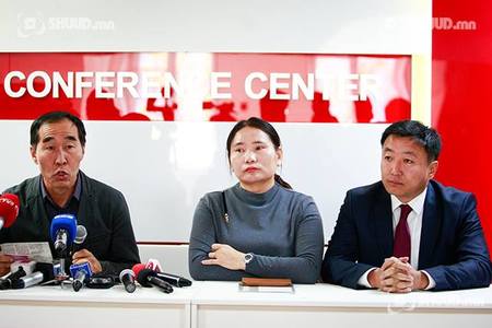 Багш нар 300 мянган төгрөгийг авахгүй