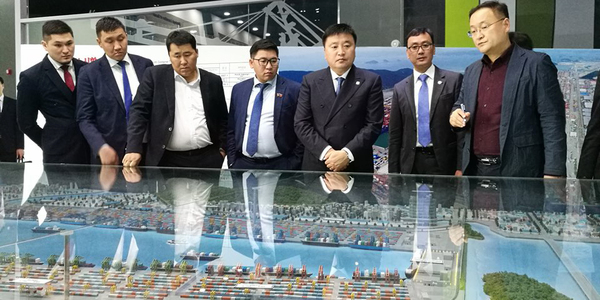 “Air Busan” компанид хотын дарга С.Батболд зочиллоо