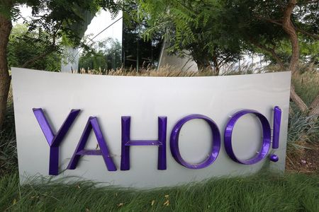 “Yahoo” бүх хэрэглэгчийнхээ мэдээллийг хакеруудад алджээ