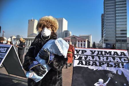 Баасан гаригт “Утааны эсрэг аав, ээжүүд” жагсана