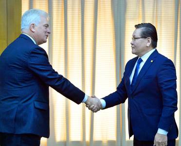 Словакийн Шадар сайд айлчилна