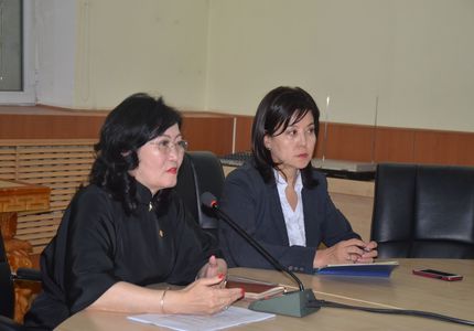 Энэ жил 49 эмч Япон, БНСУ, ОХУ, АНУ, БНЭУ-д суралцана