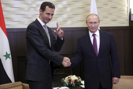 Ассад Сочи хотноо зочилж, Путинтэй уулзлаа