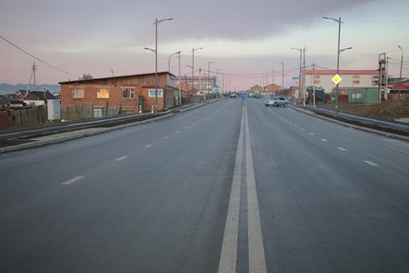 Нийслэлийн замын бүтээн байгуулалт 92 хувийн гүйцэтгэлтэй байна