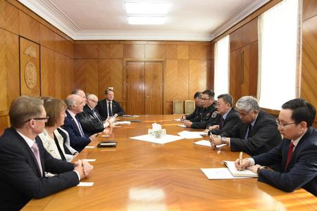  Н.Энхболд Британийн парламентын төлөөлөгчдийг хүлээн авч уулзлаа