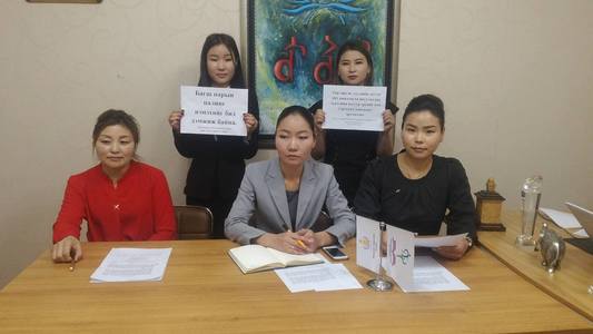 Сурагчдын эрх ашгийг тэргүүнд тавь гэв