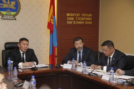 Төмөр замын бодлогыг хэрэгжүүлэх хэрэгтэй