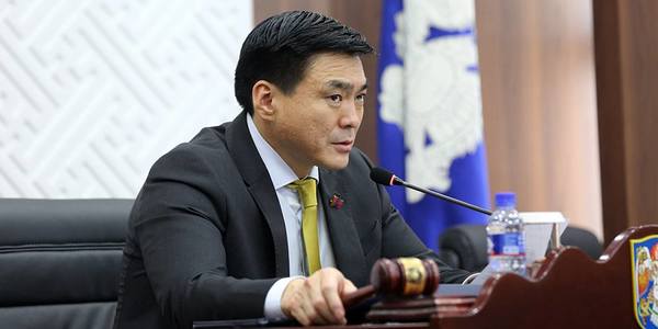 ШУУД: Нийслэлийн орон сууц, дэд бүтцийн хөгжлийг хэлэлцэж байна