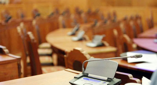 Цорын ганц гарц бол УИХ тарах
