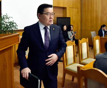 Орон нутгийн удирдлагуудтай цахим хурал хийлээ