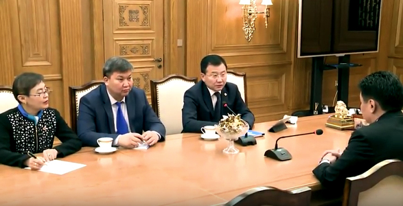 У.Хүрэлсүх: Авлигын эсрэг бүх үйл ажиллагааг Засгийн газар дэмжинэ