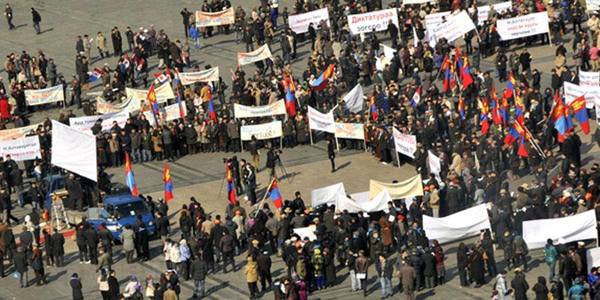  “Пялдагууд ”  цаашаа, Шинэ үе ирж байна