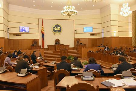 МАН-ын бүлэг завсарлага авлаа