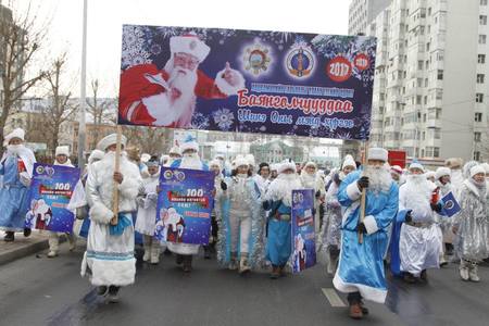 100 өвлийн өвгөний парад дөрөв дэх жилдээ  боллоо