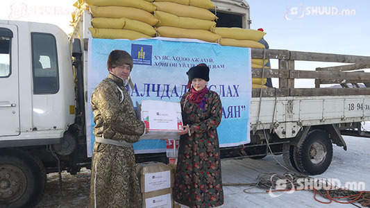 Сайн санааны тусламжийг малчдад хүргэлээ