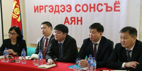Нийслэл, дүүргийн ИТХ-аас “Иргэдээ сонсъё” аяныг эхлүүллээ