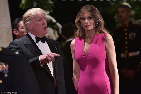 Трамп хилийн ажилчдыг анхааралтай байхыг уриалав