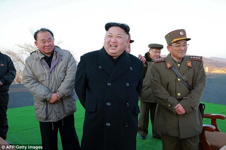 Ким Чен Ун Америкийг заналхийллээ