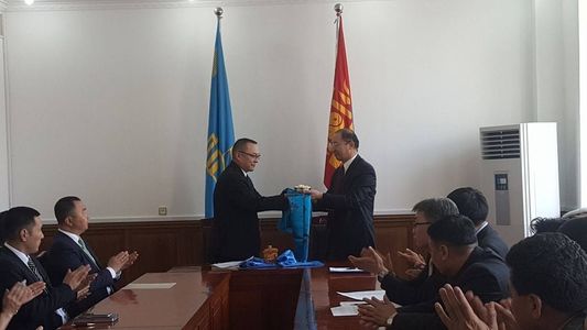 МУИС-ийн захирлаар Я.Төмөрбаатар томилогдов