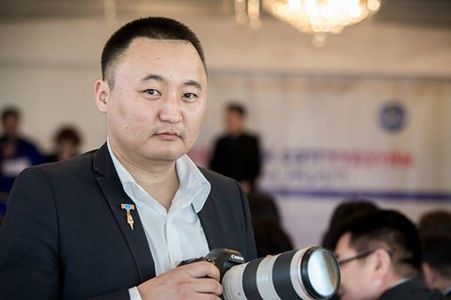  Гэрэл зурагчин Б.Бямба-Очир “Алтан дүрмийн эзэн” болов