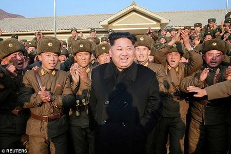 Ким Чен Уныг мөнгөө ард түмэндээ зарцуулахыг уриалав