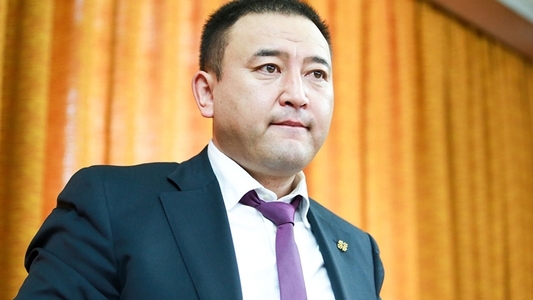 Он дуустал ”бүсээ чангална”