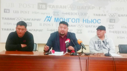 Эрдэнэт үйлдвэрийн санхүүгийн баримтыг ил болгохыг шаардлаа