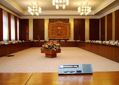 Хуульзүйн байнгын хороо хуралдана 