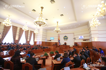Намрын чуулган тусгай дэгд шилжих үү 