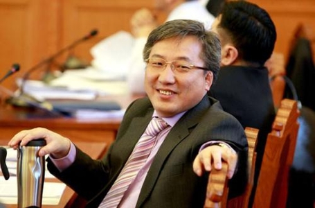 Ардын их хуралтай болвол  асуудал бүр хүндэрнэ