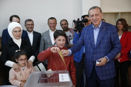 Турк Улс Ерөнхийлөгчийн засаглалтай боллоо 