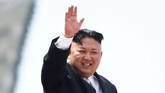 Ким Чен Уныг хөнөөхийг завджээ