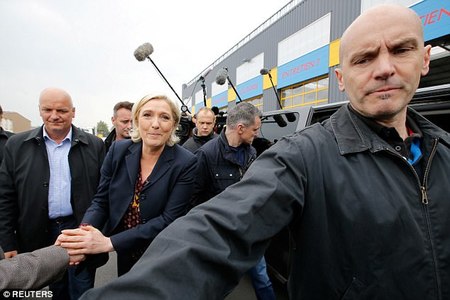 Марин Ле Пен рүү өндөг шиджээ 