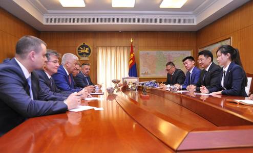 ОХУ-ын Дотоод хэргийн сайдыг хүлээн авч уулзав