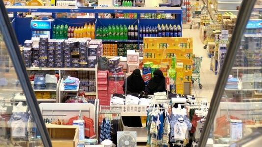 Катар руу таван онгоц хүнс илгээжээ