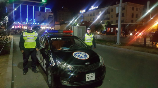 Шөнийн гэрэлт гудамжинд цагдаа нар 24 цагаар ажиллаж байна