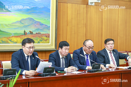 Үндсэн хуулийн хэлэлцүүлэгт саналаа ирүүлэхийг уриалав
