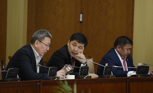  Хуулийн төслүүдийн эцсийн хэлэлцүүлгийг хийв