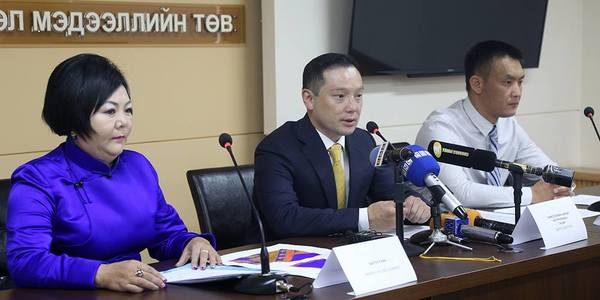 “Дээлтэй Монгол” наадам ирэх даваа гарагт болно