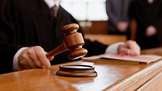 Халуун усаар хүүхэд түлсэн цэцэрлэгийн багшийг шүүнэ